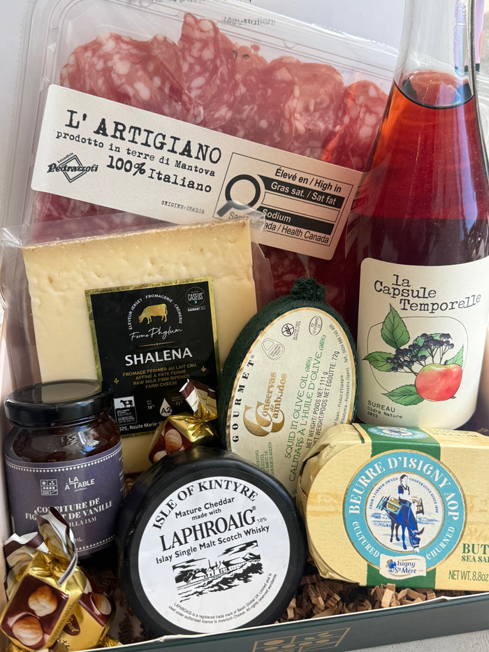 À la table Gift Basket