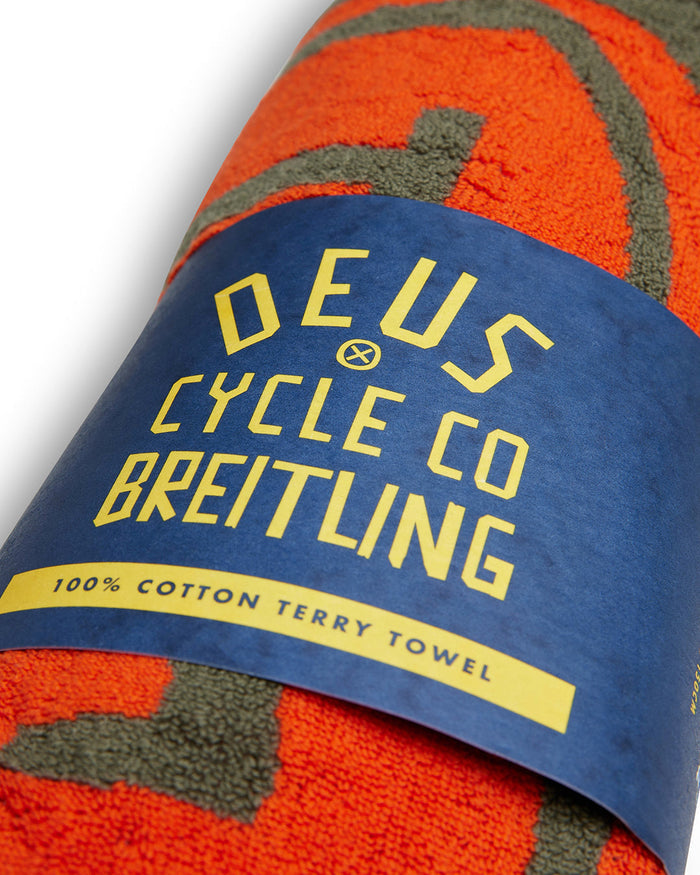 Breitling Republic Towel - Lichen Green, view 4|Flatlay