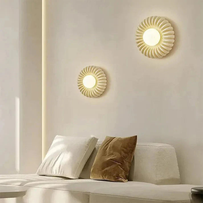Nowoczesny Kinkiet Ścienny z Żywicy do Sypialni i Salonu – Stylowy Design, Łatwy Montaż, Wysoka Jakość 4
