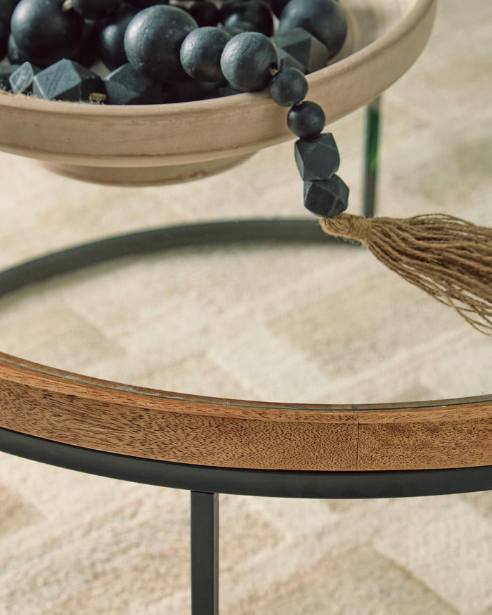 Noraluna Round Cocktail Table