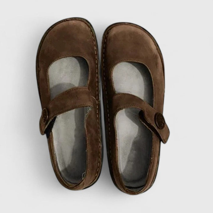 Buty ortopedyczne dla kobiet z regulowanym paskiem i amortyzowaną wkładką – klasyczny design z okrągłymi noskami 3