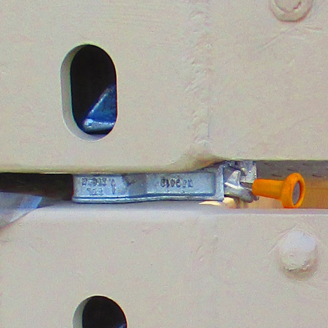 SB441.IWS  - Vertical Twistlock for IWS