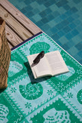 Shell Grid Clover Aquarias Beach Towel